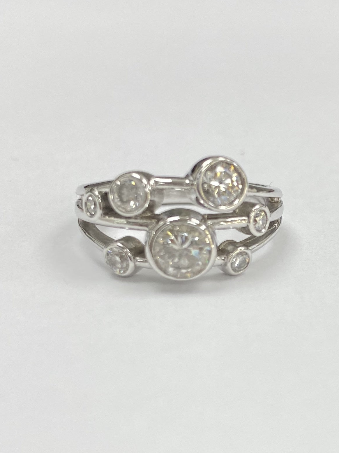 18ct White Gold 0.92cts Seven Stone Diamond Ring