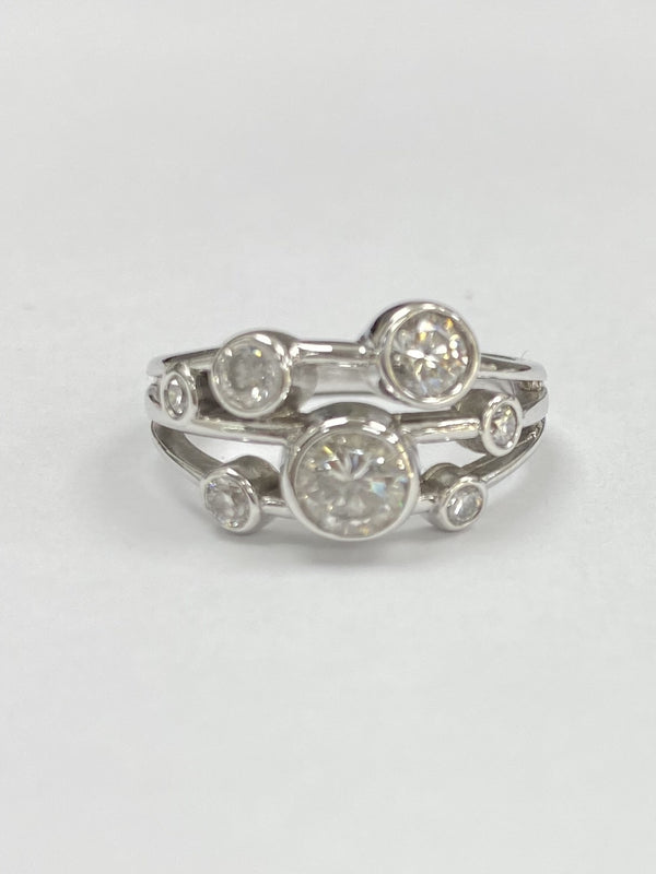 18ct White Gold 0.92cts Seven Stone Diamond Ring