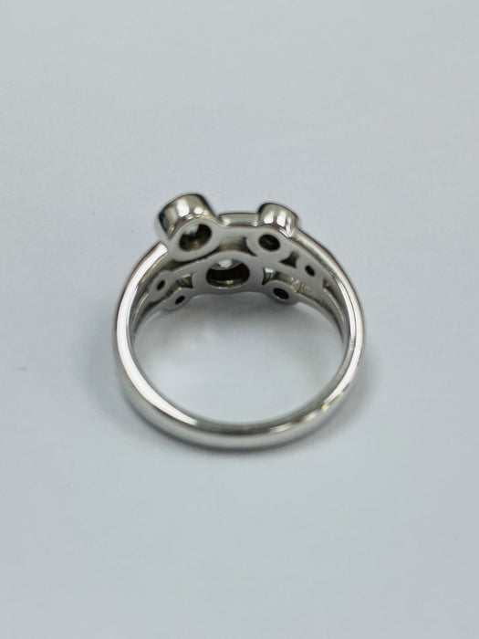 18ct White Gold 0.92cts Seven Stone Diamond Ring