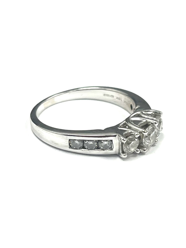 18ct White Gold 1.00cts diamond ring.