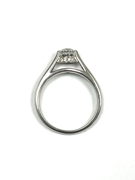 14k White Gold Suspended 0.45cts Diamond Ring. Stone set sides.