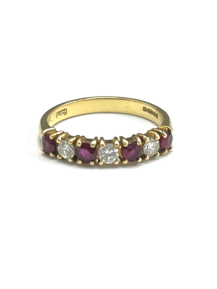 18ct Yellow Gold Ruby & 0.33cts Diamond Ring