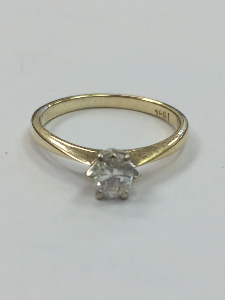 18CT YELLOW GOLD 0.34CTS DIAMOND RING 24012015