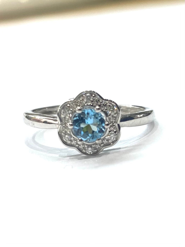 9ct White Gold Diamond and Blue Topaz Ring 0.04/0.46cts - 25-10004