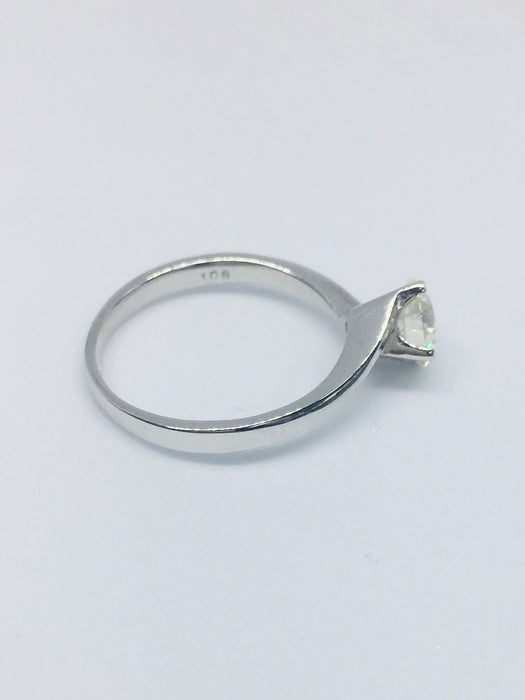 18ct White Gold Round Brilliant Cut 1.06cts Diamond Ring
