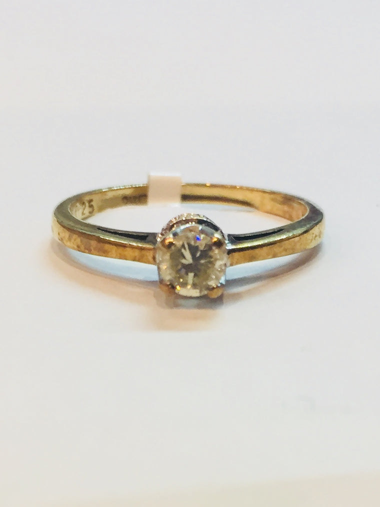 18ct Yellow Gold 0.25cts Diamond ring with Diamonds in Head