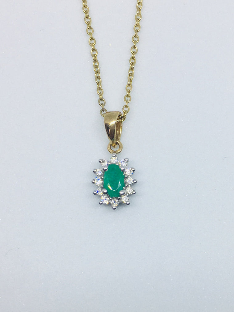 9ct Yellow Gold 0.10ct Diamond & Emerald Necklace  P160